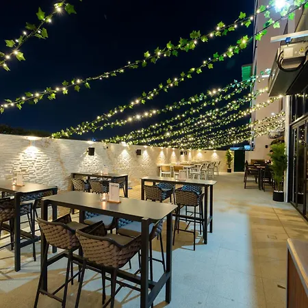 Four Points By Sheraton Production City, Dubai-3