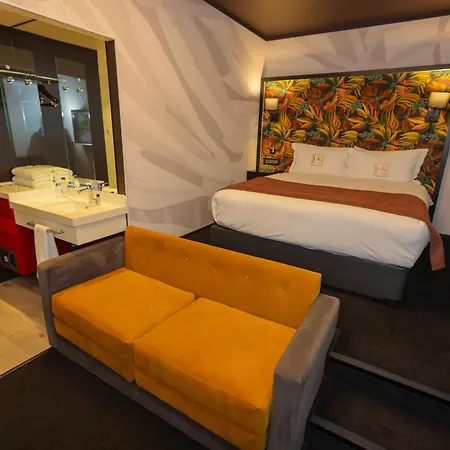 Hotel Sky-2