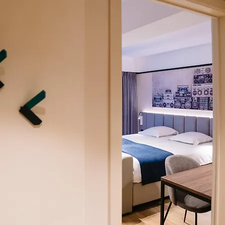 Ostend Hotel-2