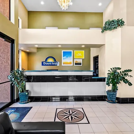 Days Inn By Wyndham Tucson Airport-3