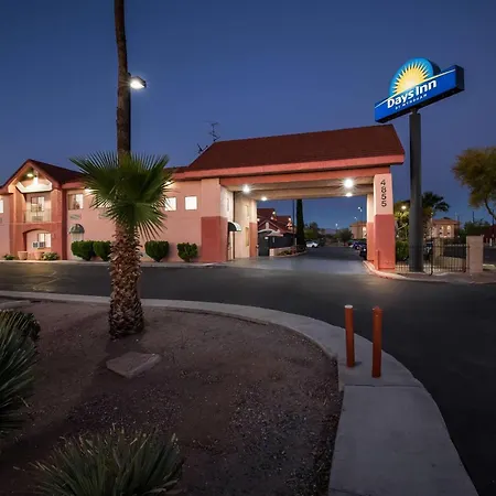 Days Inn By Wyndham Tucson Airport-2