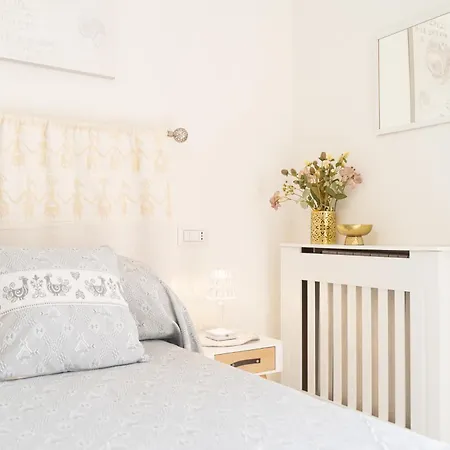 White Bike Rooms-2