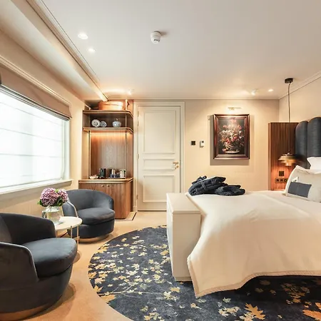Hotel 717-2