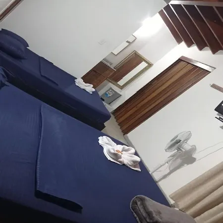 Yellow House Hostel-3