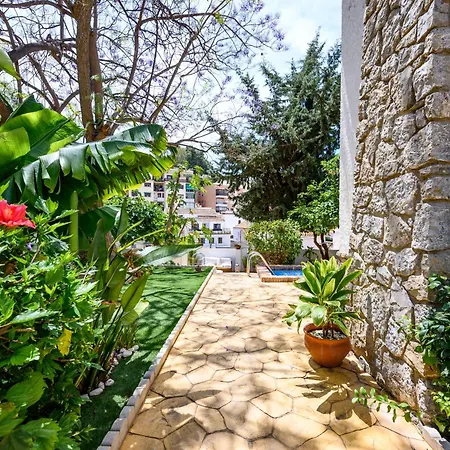 Blue Castle Guesthouse-3