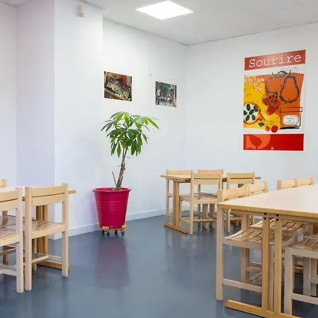 Auberge de Jeunesse HI Amiens-3
