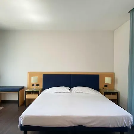 Luxury Rooms Padova Station-2
