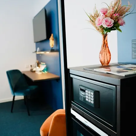 Arthotel Ambassador Wiesbaden - FREE PARKING-2