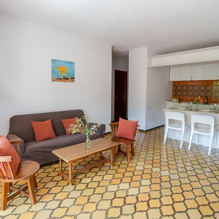 Apartamentos Cala LLonga Playa-2