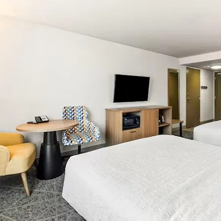 Hampton Inn And Suites Merced-2