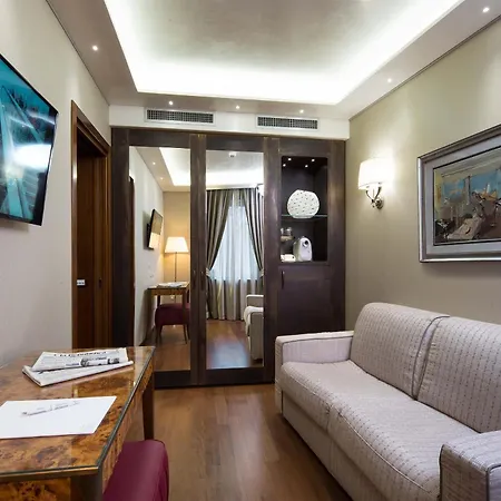 Hotel Santa Chiara-3