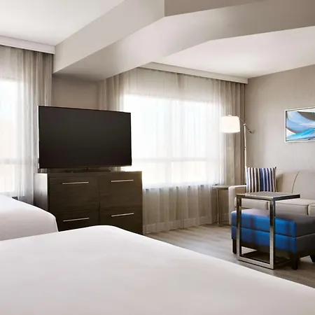 Embassy Suites By Hilton Toronto Airport-2