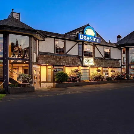 Days Inn By Wyndham Victoria Uptown-3