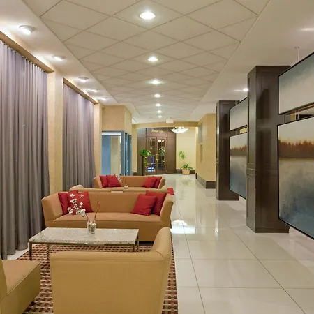 Armon Plaza Montreal Airpt, Trademark Collection By Wyndham-2