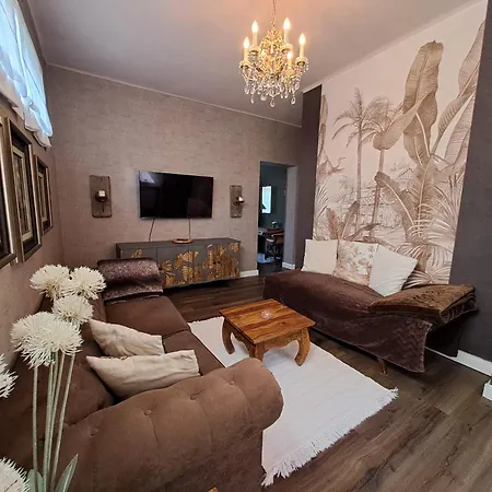 Cozy Apartment-3