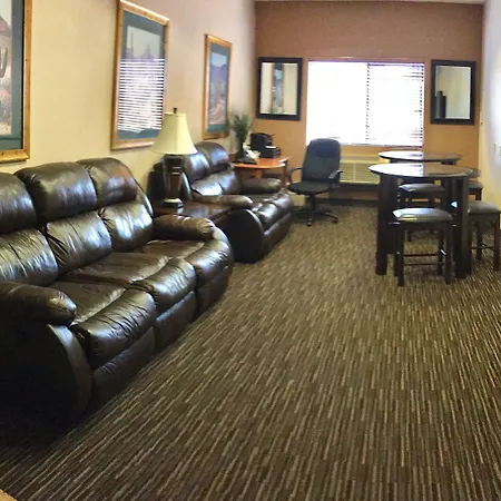 Baymont By Wyndham Tucson Airport-2