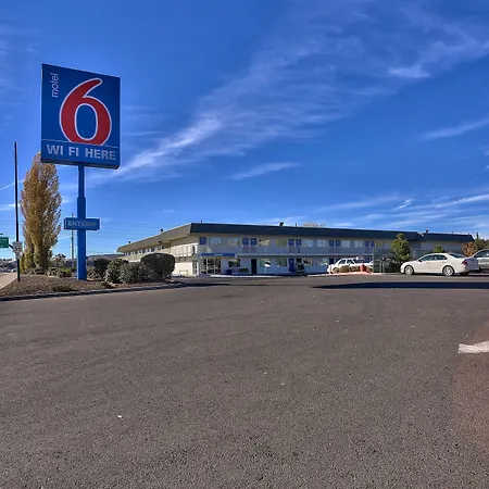 Motel 6-Flagstaff, AZ - Butler-3