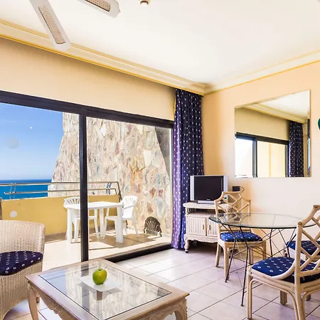 Apartamentos Bluebay Beach Club-2