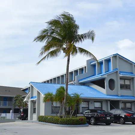 Dockside Inn & Resort-3