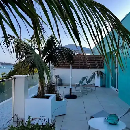 Lux Isla-2