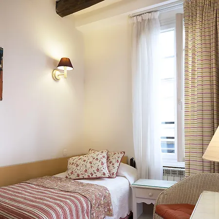 Hotel Du Cygne Paris-2