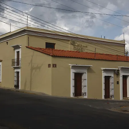 Casa De Las Flores Hotel-3