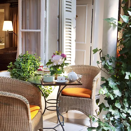 Hotel D'Angleterre-3