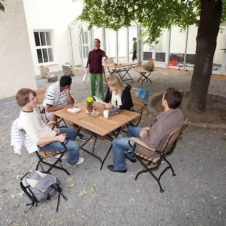 Pathpoint Cologne - Backpacker Hostel-3