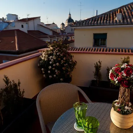 Thc Tirso Molina Hostel-2