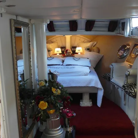 Maria Callas Yachthotel-2