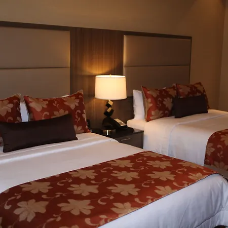 Opera House Hotel - Yankee Stadium-2