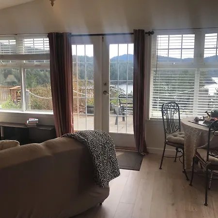 Moonlit Cove B&B-3