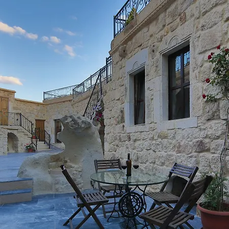 Golden Cave Suites-2
