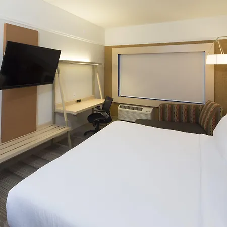 Holiday Inn Express & Suites Monroe By Ihg-3