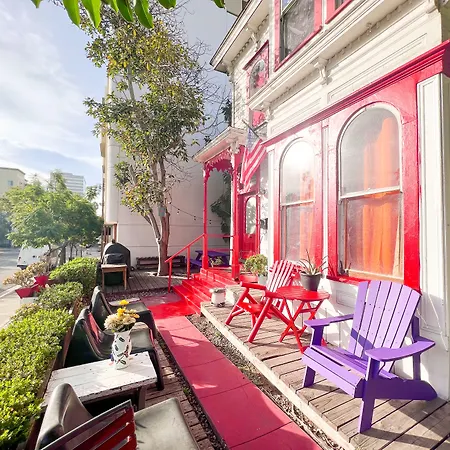 International Travelers House Hostel - Downtown San Diego Little Italy (Adults Only)-3