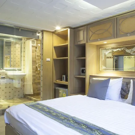 Golden Mountain Hostel-2