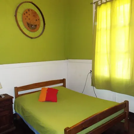 Hostal Casa Verde Limón-2