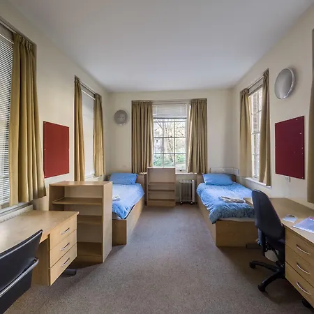 Lse Passfield Hall-2