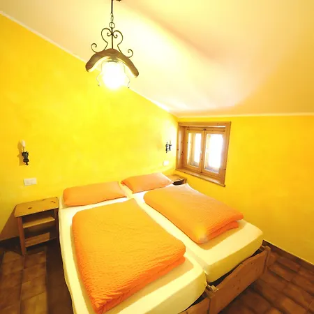 Residence Casa Longa by Livigno Accomodation-3