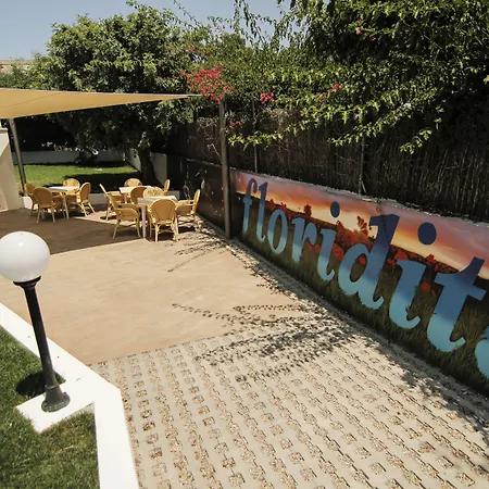 Hostal Floridita Adults Only-3