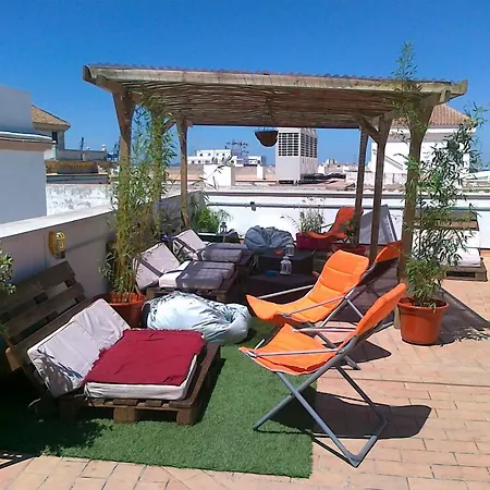 Cadiz Inn Backpackers-3