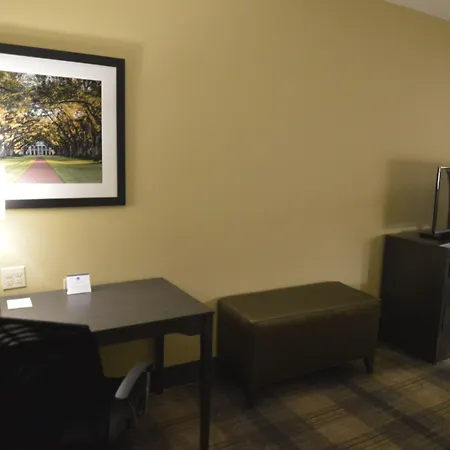 Best Western Plus New Orleans Airport Hotel-3