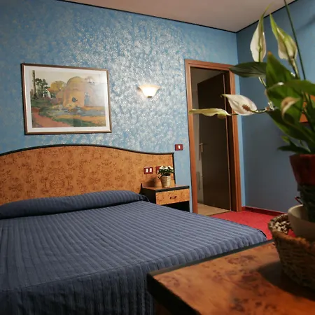 Motel Ranch-3