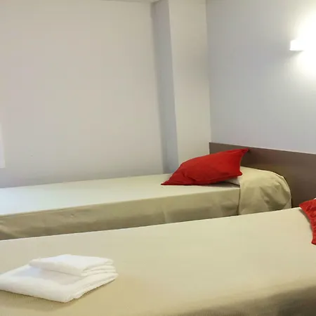 Residencia Universitaria Resa Roberto de Nobili-2