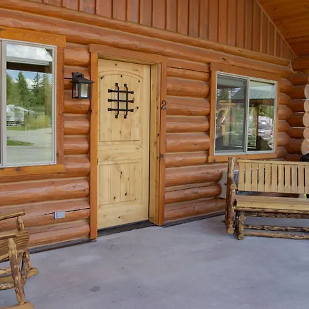 Log Inn Bonners Ferry-2