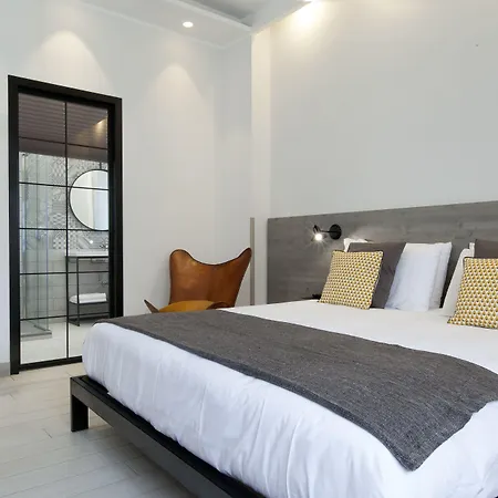La Ferrovia Guest House-3