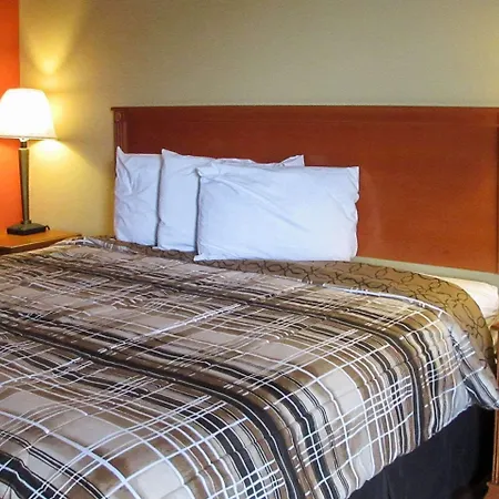 Rodeway Inn Murfreesboro Downtown-3