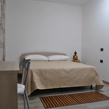 Raxul Room-2
