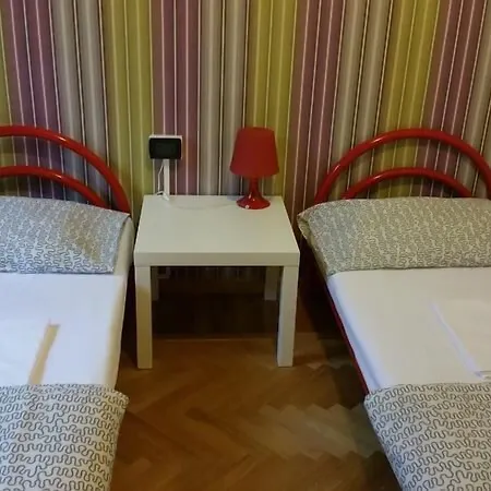 Hostel Lumiere-2