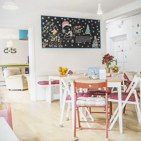 The Dots Hostel-3